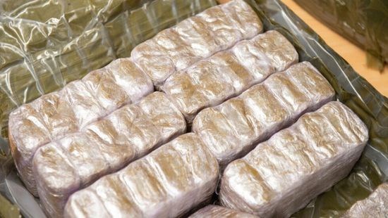  الكويت تضبط شحنة مخدرات كبيرة قادمة من إيران