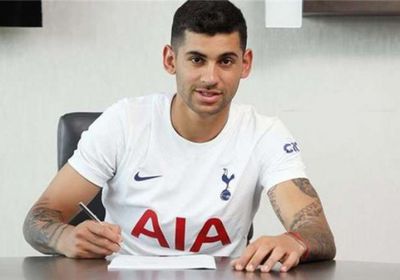 رسميا.. توتنهام يضم المدافع روميرو من أتالانتا