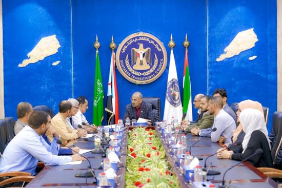 الزُبيدي يدعو لترسيخ ثقافة الجنوب أمام اليمننة