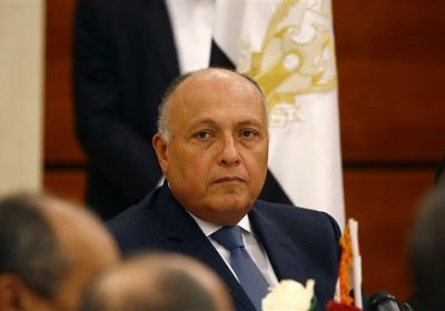 زيارة رسمية.. وزير الخارجية المصري يتوجه إلى البحرين