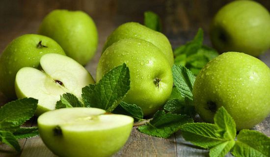 التفاح.. كنز من العناصر الغذائية المهمة