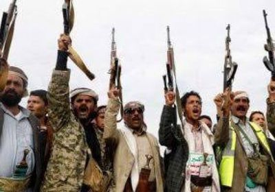 قياديان حوثيان يختلسان 3 مليارات ريال 
