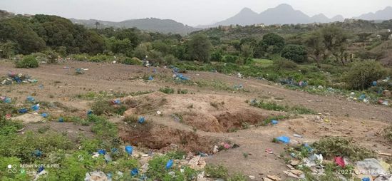 تعديات النافذين تطال الموتى في مقابر الشمايتين