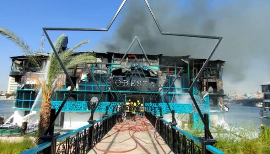 الحماية المدنية المصرية تسيطر على حريق في مركب سياحي