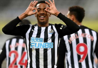 نيوكاسل يوافق على ضم ويلوك من آرسنال بـ25 مليون إسترليني