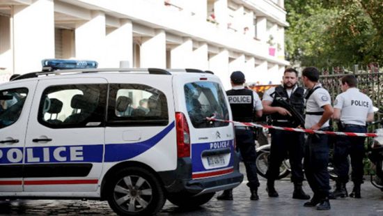 وزير الداخلية الفرنسي: اغتيال كاهن ومنفذ العملية سلم نفسه