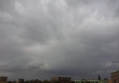 أجواء غائمة تخيم على سماء الجنوب