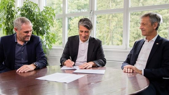  ياكين يتولى تدريب منتخب سويسرا خلفا لبيتكوفيتش