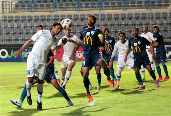 تعادل إنبي مع سموحة يمنح بيراميدز الأمل في الكونفدرالية