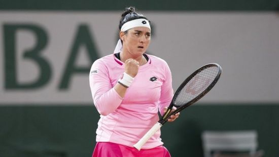 التونسية أنس جابر تتأهل للدور الثاني في بطولة مونتريال للتنس