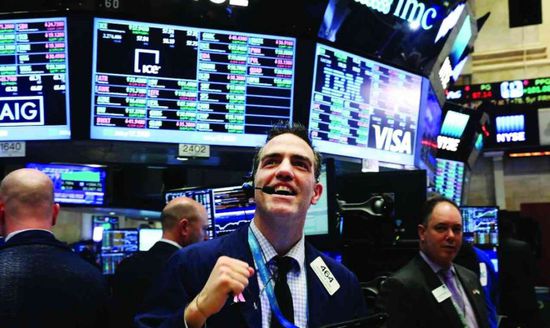 صعود مؤشرات الأسهم الأمريكية.. وداو جونز يسجل 0.5%