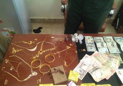 الإيقاع بمتهمين في جرائم سرقة ومخدرات بفوّه