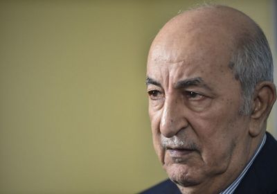 الجزائر تفرض حالة الحداد 3 أيام على ضحايا الحرائق