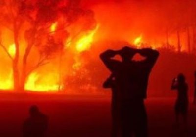  فرنسا ترسل طائرتين للمشاركة في إخماد الحرائق بالجزائر