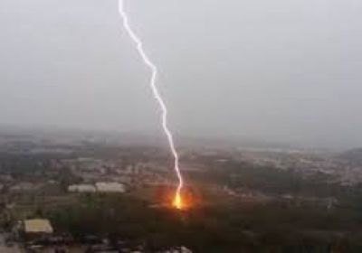 صاعقة رعدية تقتل وتصيب 35 امرأة في ذمار