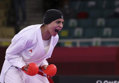 فريال أشرف وأحمد الجندي يصلان القاهرة ويستعدان للتكريم