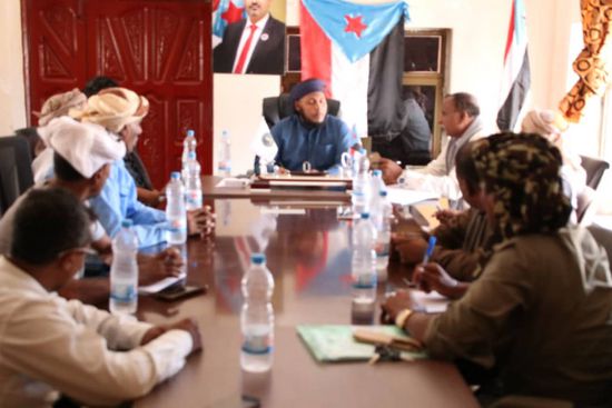 "انتقالي سقطرى" يبحث الاستعدادات للموسم السياحي