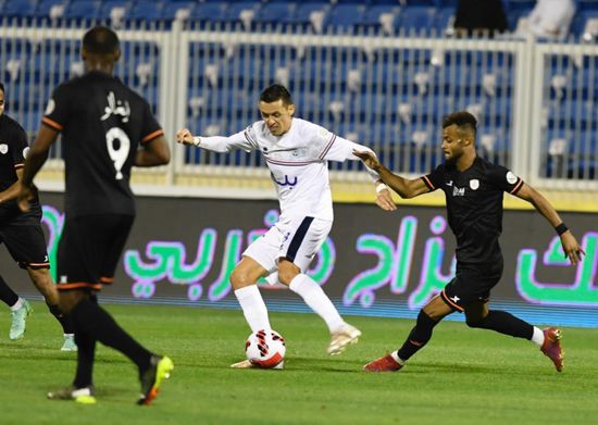 أبها يحقق فوزا تاريخيا على الشباب السعودي