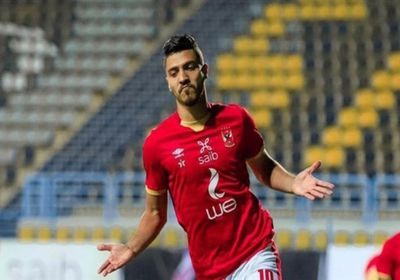 كشف مدة غياب مهاجم الأهلي المصري بعد إصابته