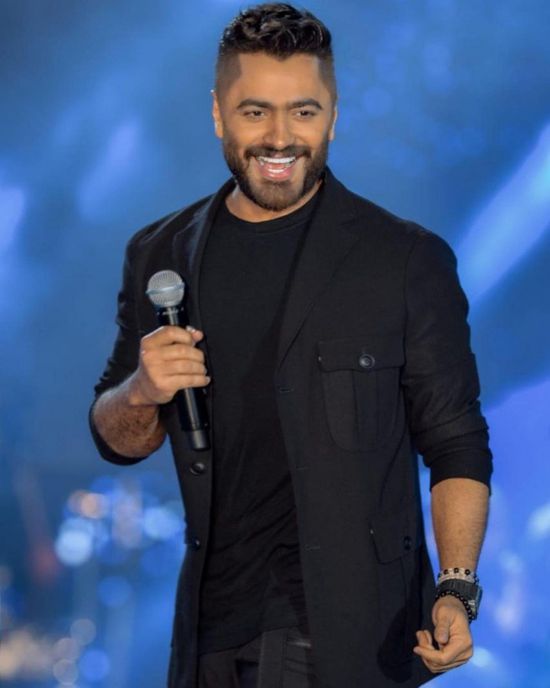 بعد حفله الأخير.. تامر حسني يوجه تحية لأهل جدة