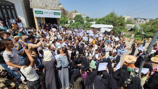 إبادة أسرة الحرق تشعل احتجاجات على إخوان تعز