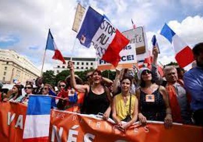 مسيرات في فرنسا ضد إلزامية شهادة كورونا