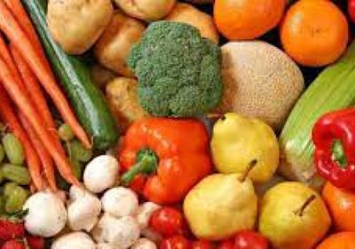 استقرار أسعار الخضروات والفواكه بأسواق عدن اليوم الأحد