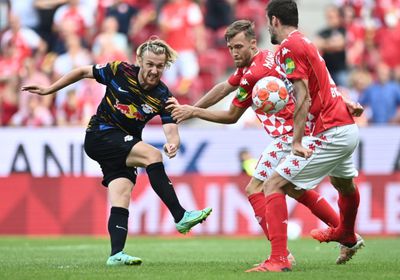 لايبزيج يبدأ مشواره بخسارة أمام ماينز