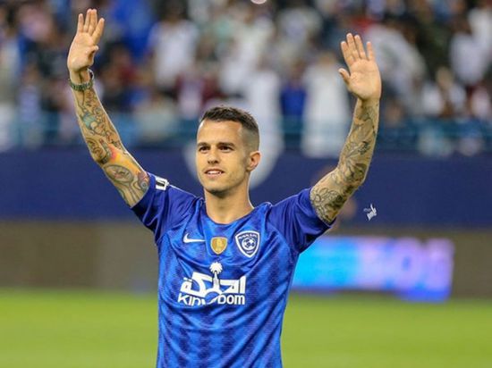  الهلال السعودي مضطر للرضوخ أمام طلبات جيوفينكو