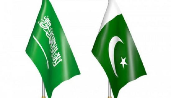 السعودية وباكستان تؤكدان أهمية تعزيز التعاون العسكري بين البلدين
