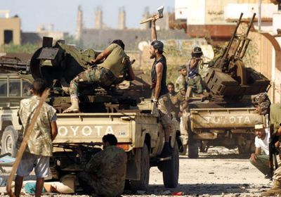 باحث يكشف عن تفاصيل صراع رموز المليشيات في ليبيا