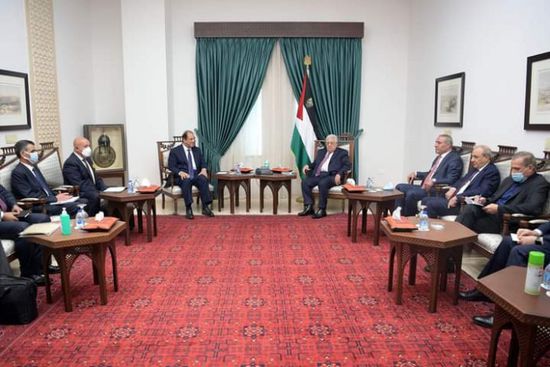  الرئيس الفلسطيني يلتقي برئيس المخابرات المصرية