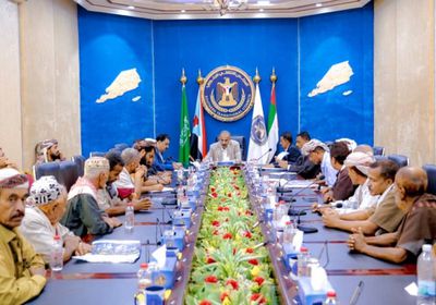 الرئيس الزُبيدي يدعو إلى تلاحم شعبي لاستعادة دولة الجنوب