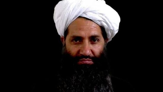 زعيم "طالبان" يأمر بإطلاق سراح "السجناء السياسيين"