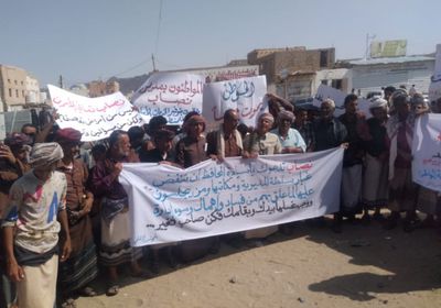 نصاب تلوح بطرد قيادات الإخوان من المديرية