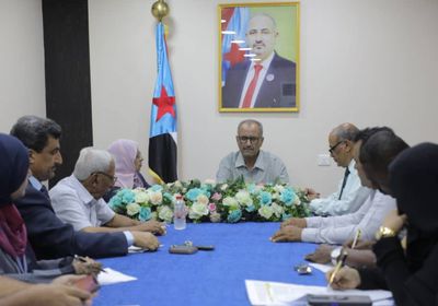 الجعدي يشدد على تقييم أداء هيئات "الانتقالي"