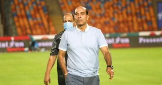  إيقاف مدرب مصري 8 مباريات وتغريمه 100 ألف جنيه