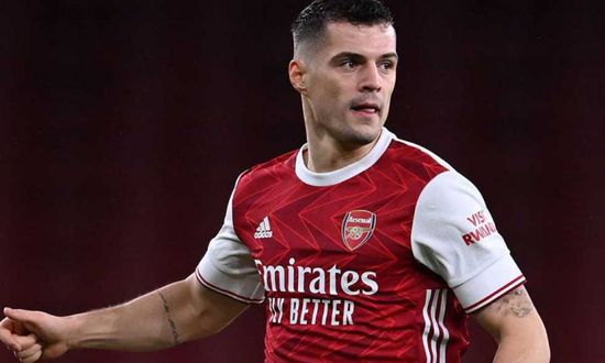  تشاكا يجدد تعاقده مع آرسنال ويهاجم "قاتلي الفريق"