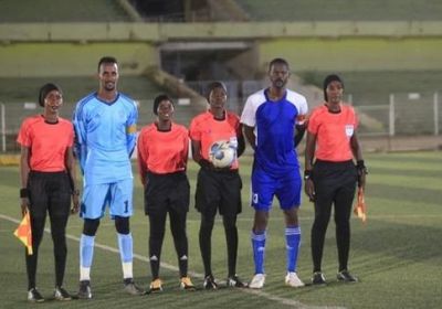 سيدات يديرن مباراة رجال للمرة الأولى بتاريخ السودان