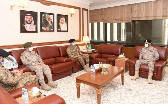 السعودية وباكستان تبحثان تطوير علاقات التعاون العسكري