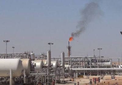 خريجي نفط حضرموت يدعمون قرار وقف التعيينات الفاسدة