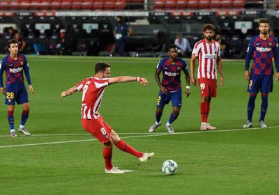  منافسة ساخنة بين مانشستر وتشيلسي على ضم ساؤول