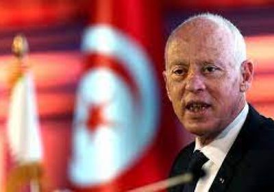 الرئيس التونسي يتعهد بالكشف عن الفاسدين