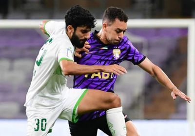 العين يهزم الإمارات بهدفين ويتصدر الدوري