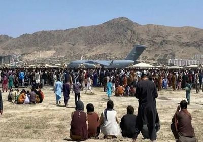 أمريكا تحذر مواطنيها بعدم الذهاب إلى مطار كابول