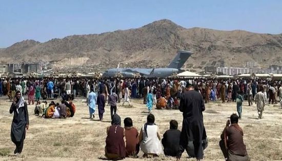 أمريكا تحذر مواطنيها بعدم الذهاب إلى مطار كابول