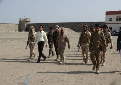 الشقي يتفقد مقر اللواء 15 صاعقة