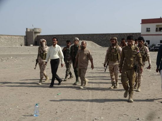 الشقي يتفقد مقر اللواء 15 صاعقة