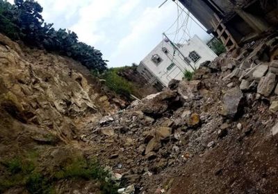 انهيار صخري جديد في إب.. ومخاوف من الظاهرة