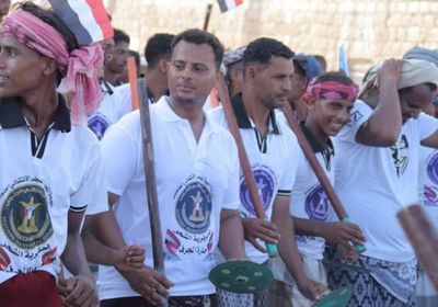 علم الجنوب يتصدر الاحتفال السنوي للشحر